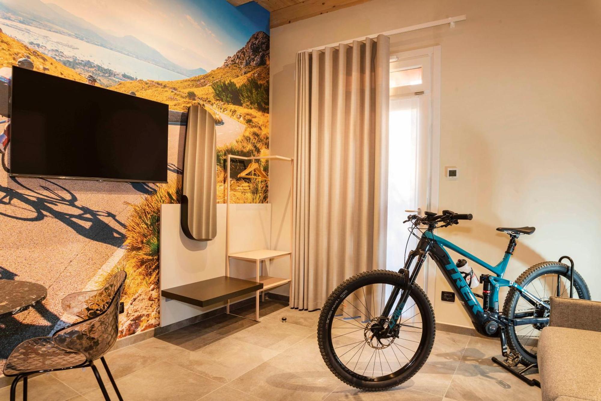 Italianflat - Verona'S River, Free Parking For Car & Bike, Nature, Relax Exterior foto