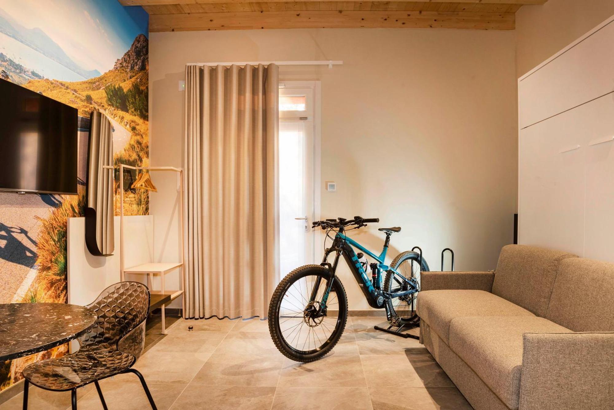 Italianflat - Verona'S River, Free Parking For Car & Bike, Nature, Relax Exterior foto